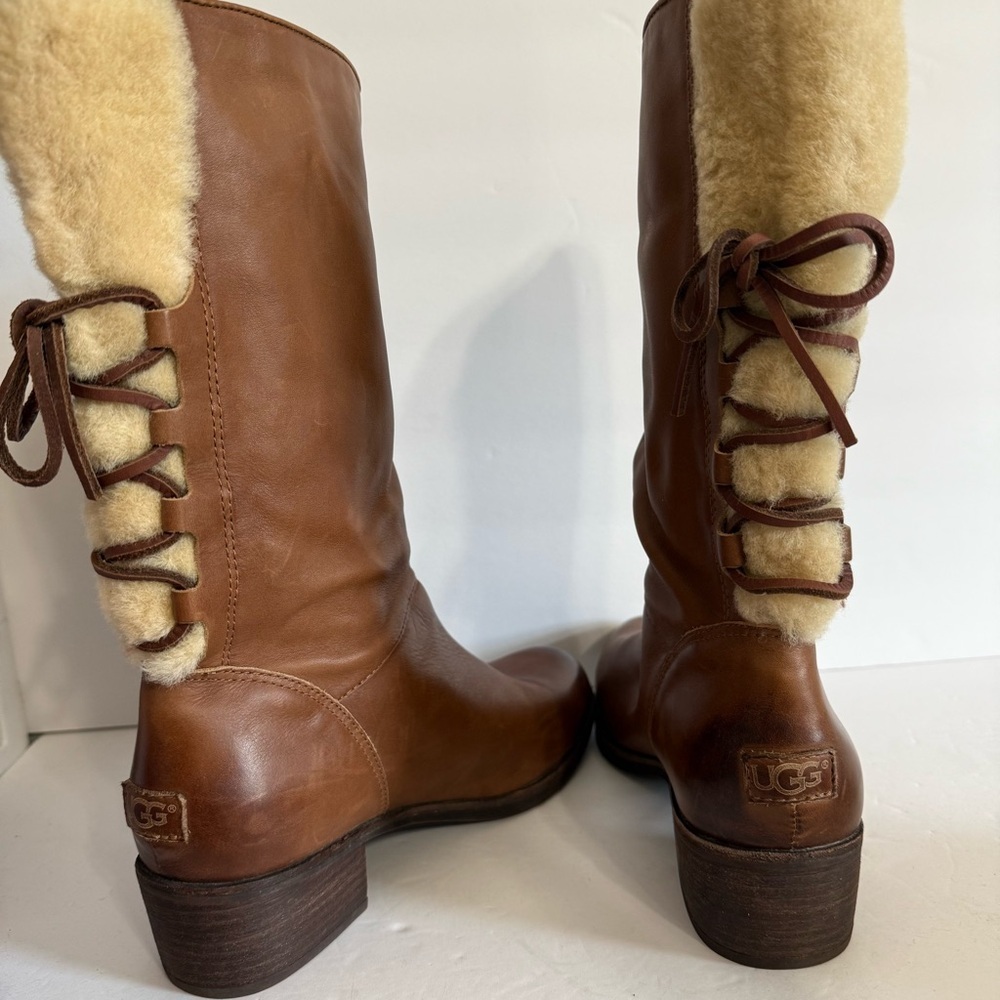 Ugg Cary Leather Mid Calf Pull On Heeled Boots Women’s Size 8.5 - Picture 7 of 10